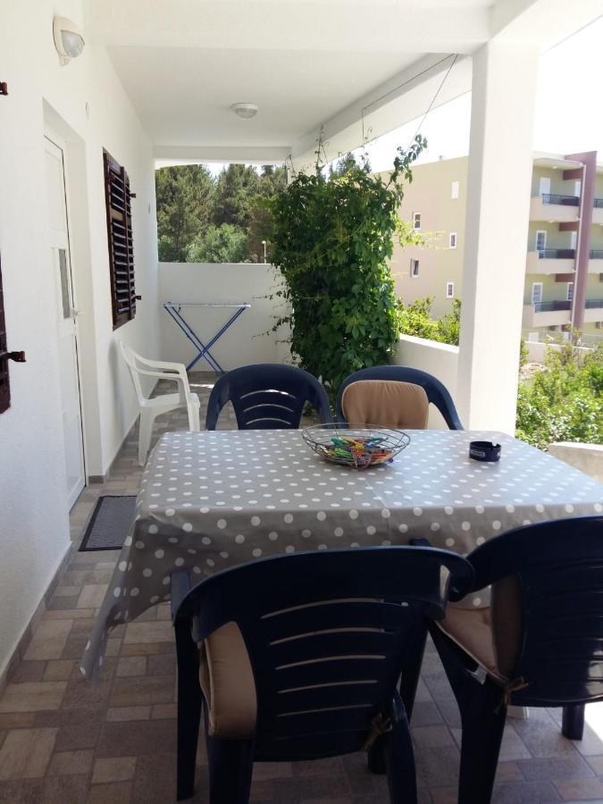 Apartmani Slavica Макарска Екстериор снимка