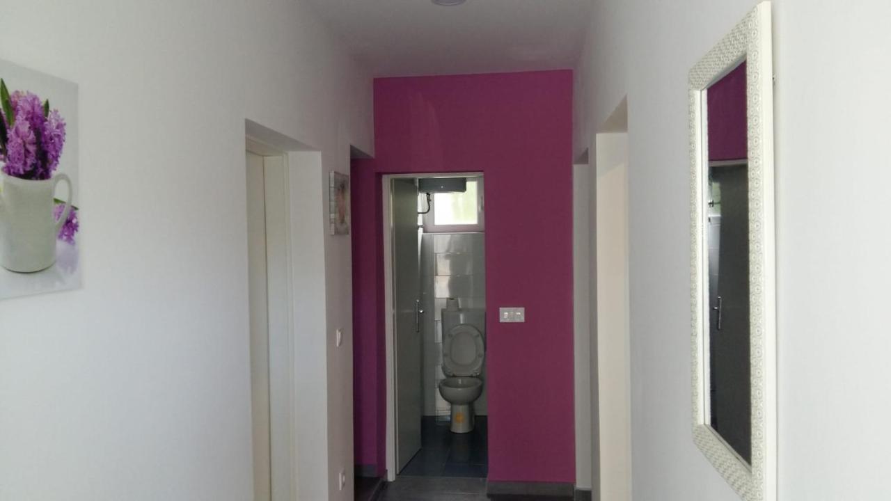 Apartmani Slavica Макарска Екстериор снимка